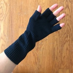 Everlane Fingerless Gloves